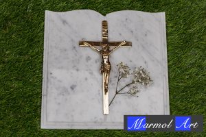 Libro de Mármol Blanco 30 x 30 x 2 con Cruz de Bronce
